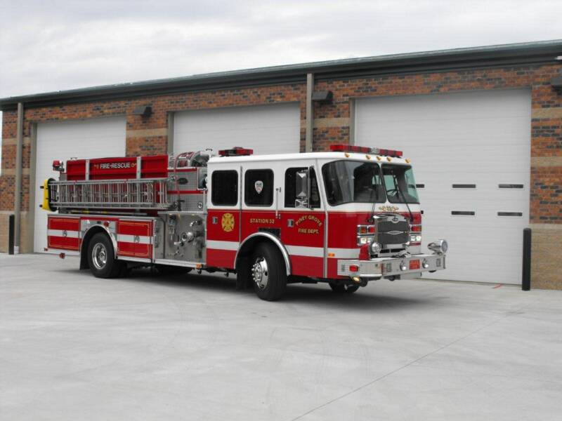Engine 234 — 1992 Emergency One reserve engine at Station 32